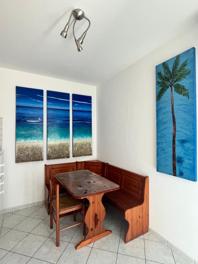 Appart 21 Artistic Beach Apartment Lignano Sabbiadoro Bagian luar foto