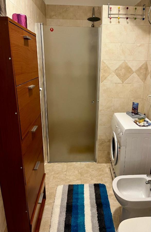 Appart 21 Artistic Beach Apartment Lignano Sabbiadoro Bagian luar foto